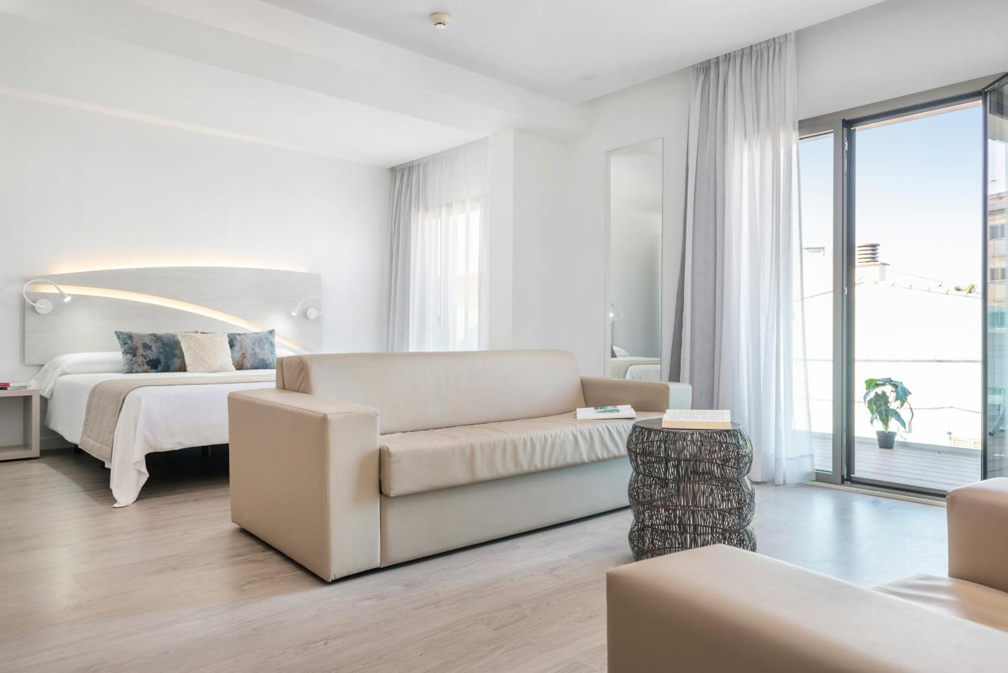 Llaut Boutique Hotel (Adults Only) Can Picafort  Szoba fotó