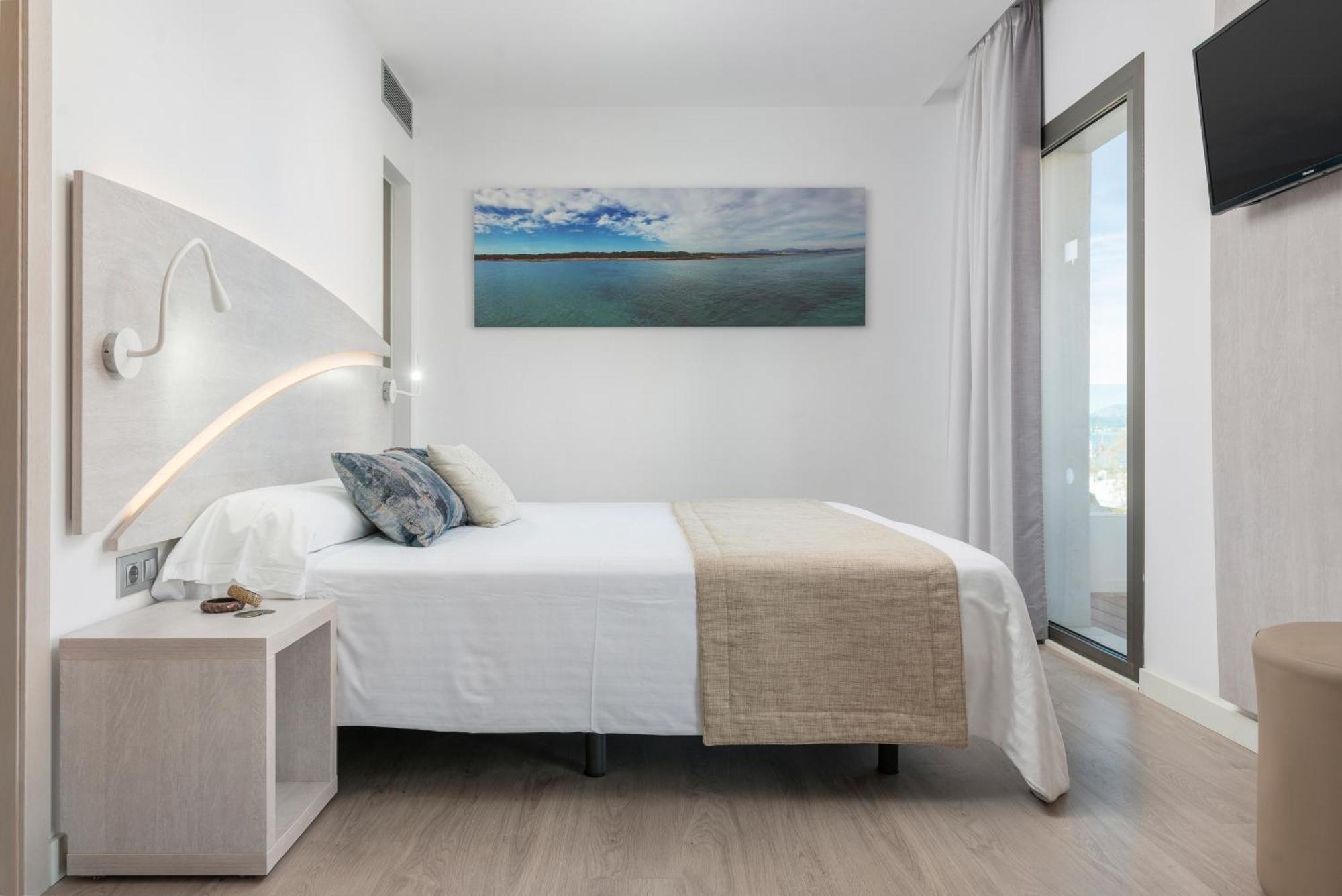 Llaut Boutique Hotel (Adults Only) Can Picafort  Szoba fotó